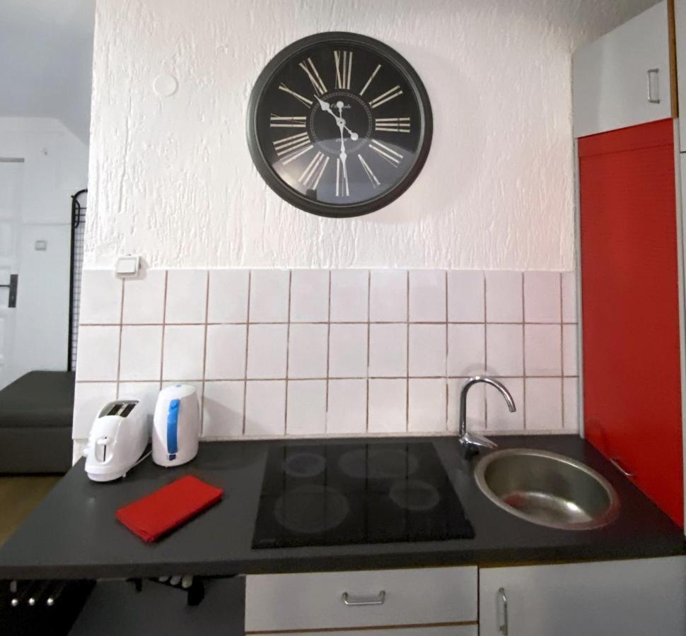 Twin Studio Apartments Zemun Belgrade Exterior photo